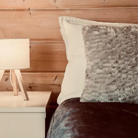 In Vuosseli With Sauna, Fireplace And Location *